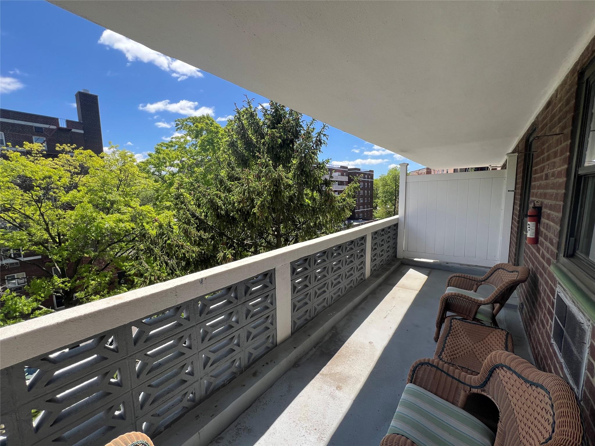 86-10 151 Avenue # 4G, Howard Beach, NY 11414