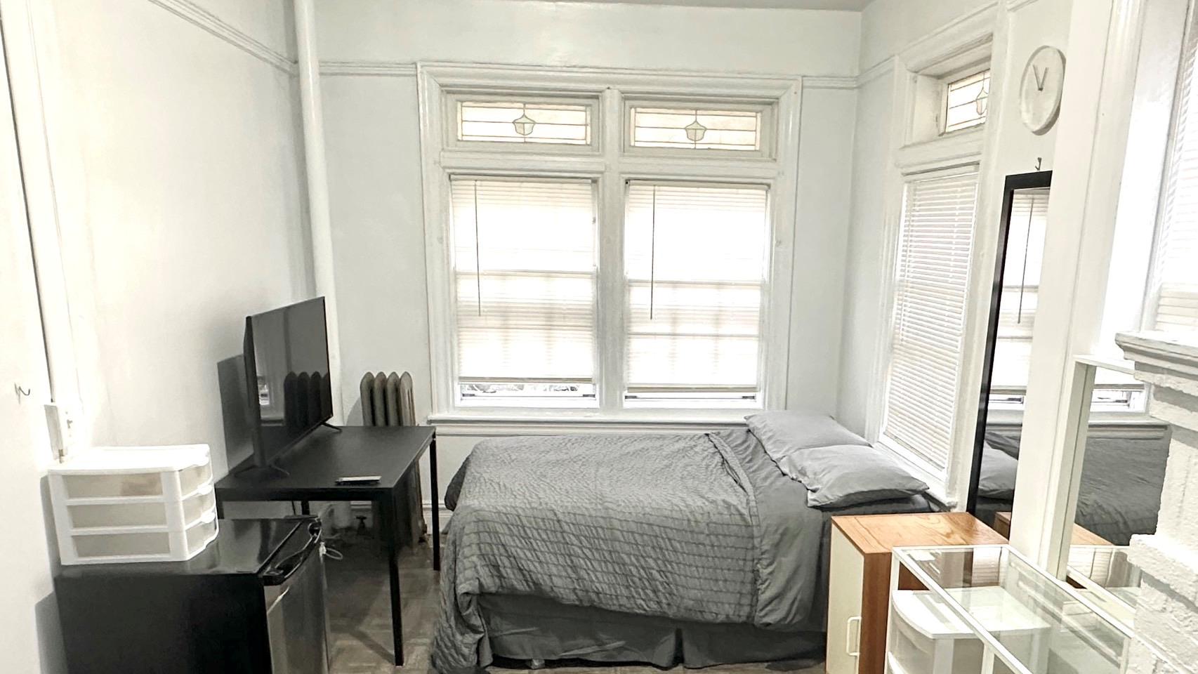 34-42 90 Street, Jackson Heights, NY 11372