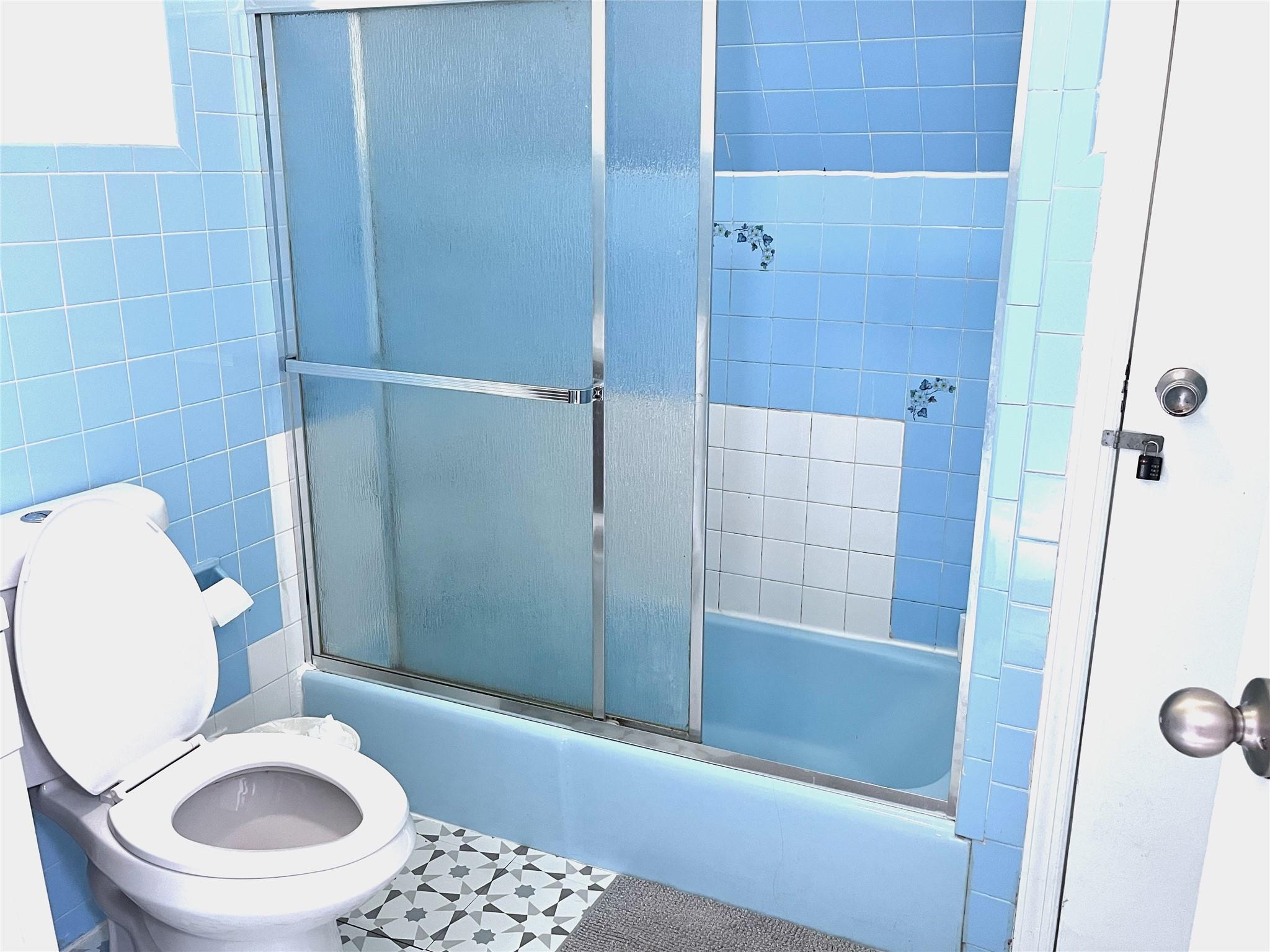 34-42 90 Street, Jackson Heights, NY 11372