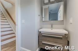 29 Aspen Road, Kings Park, NY 11754