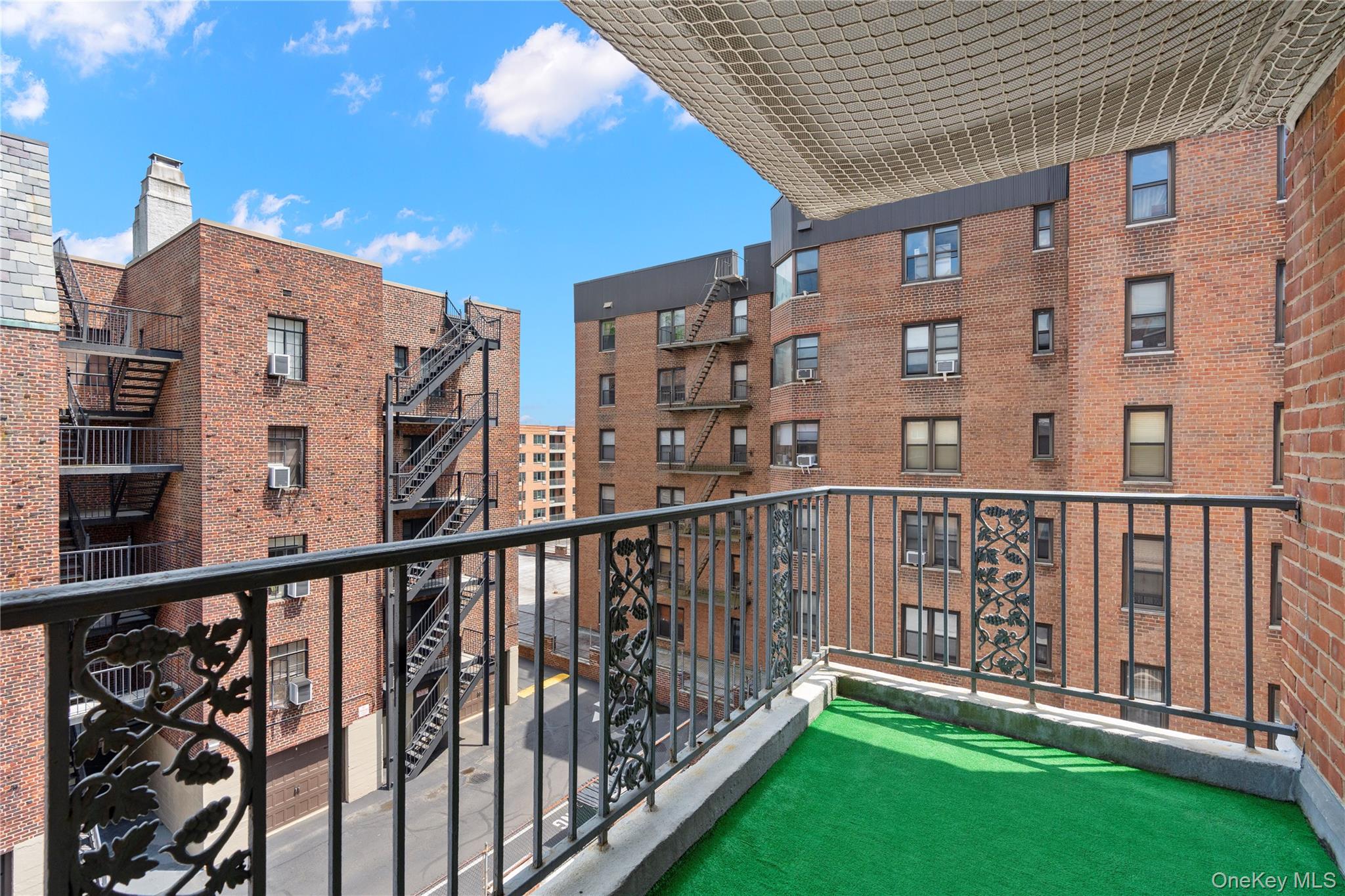 16 N Broadway # 4R, White Plains, NY 10601