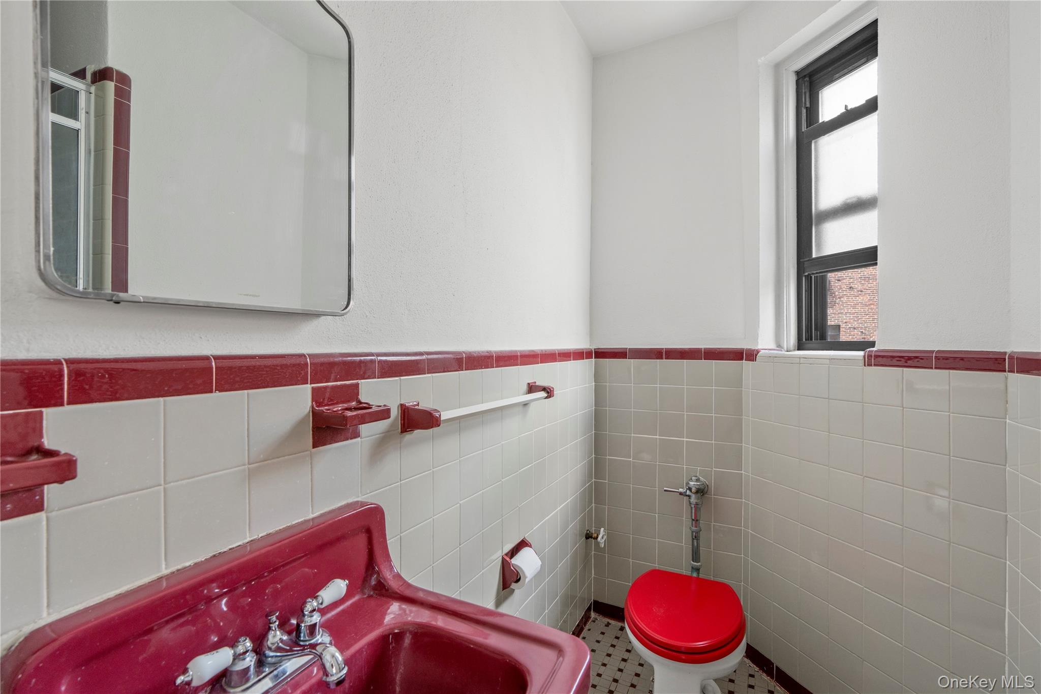 16 N Broadway # 4R, White Plains, NY 10601