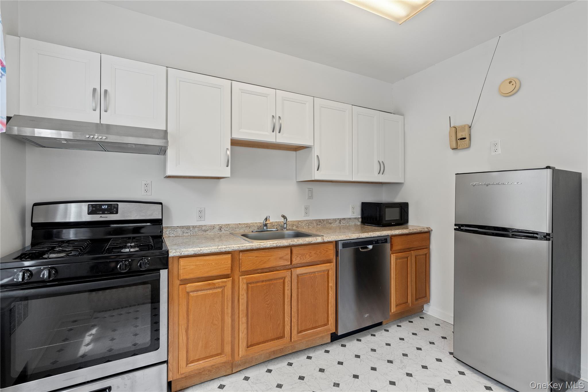 16 N Broadway # 4R, White Plains, NY 10601