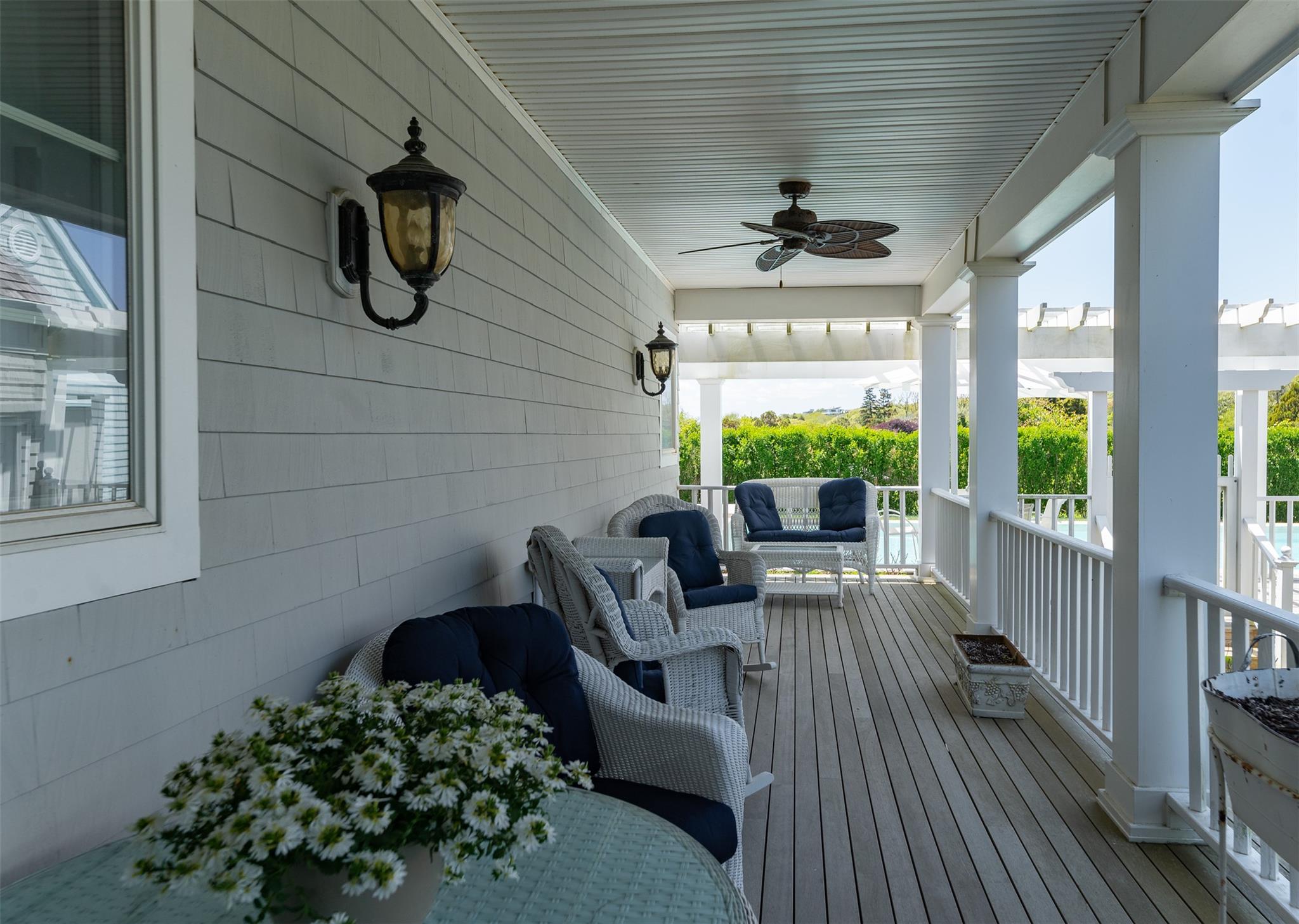 390 Old Montauk Highway, Montauk, NY 11954