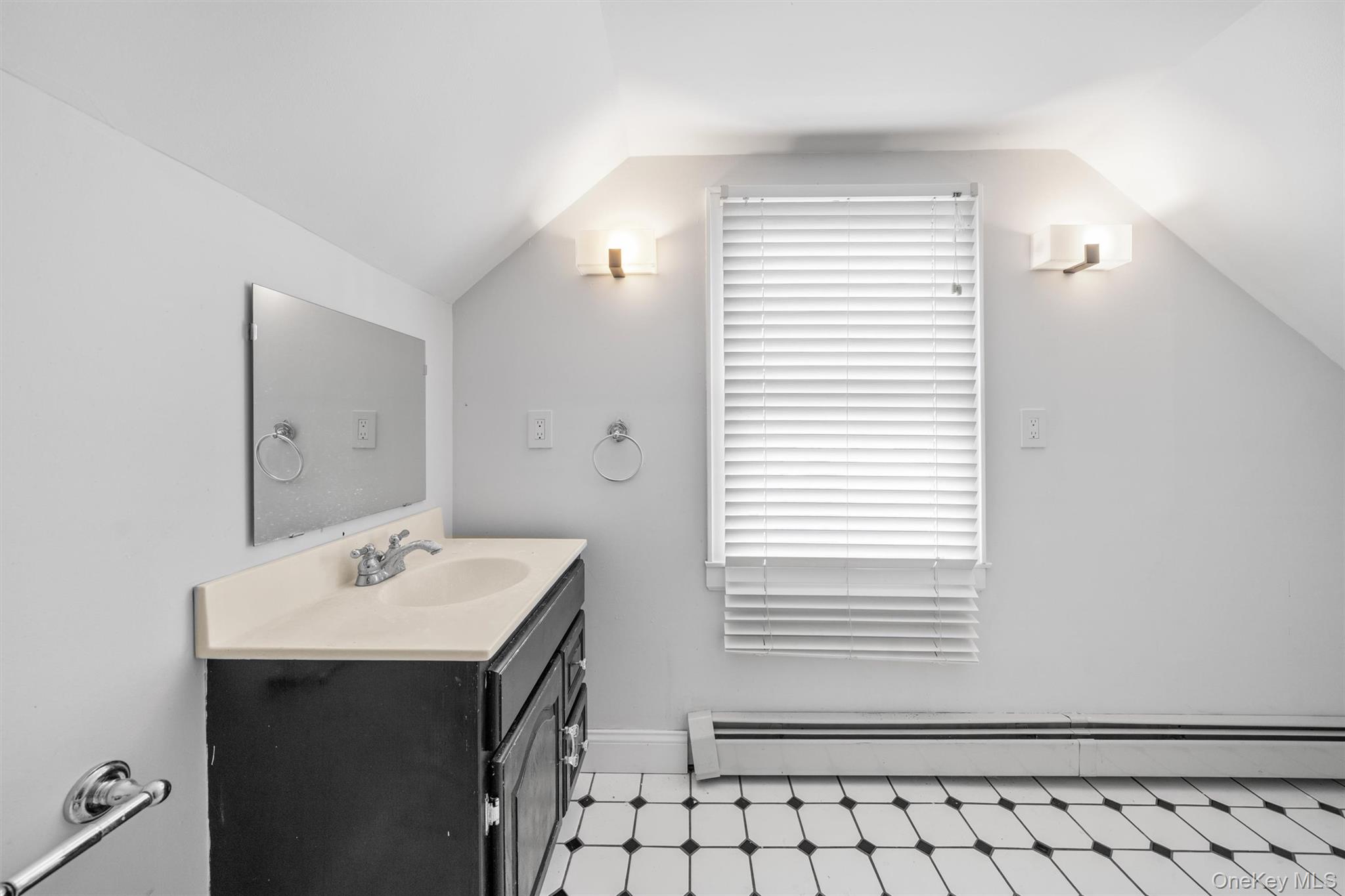 15 Scanlon Avenue, Florida, NY 10921