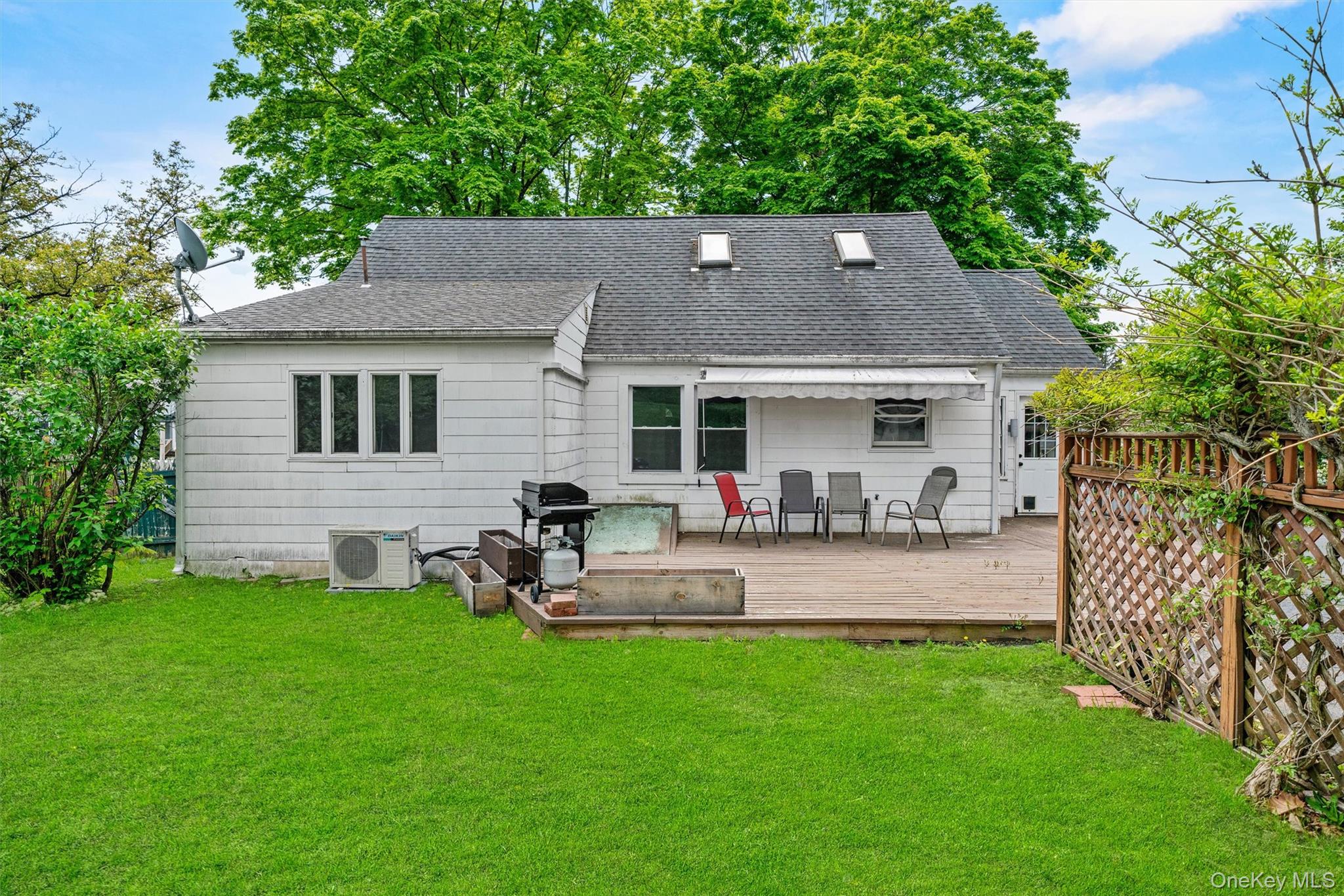 15 Scanlon Avenue, Florida, NY 10921