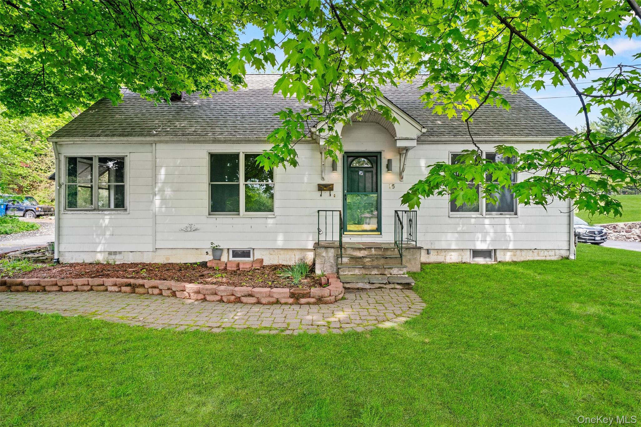 15 Scanlon Avenue, Florida, NY 10921