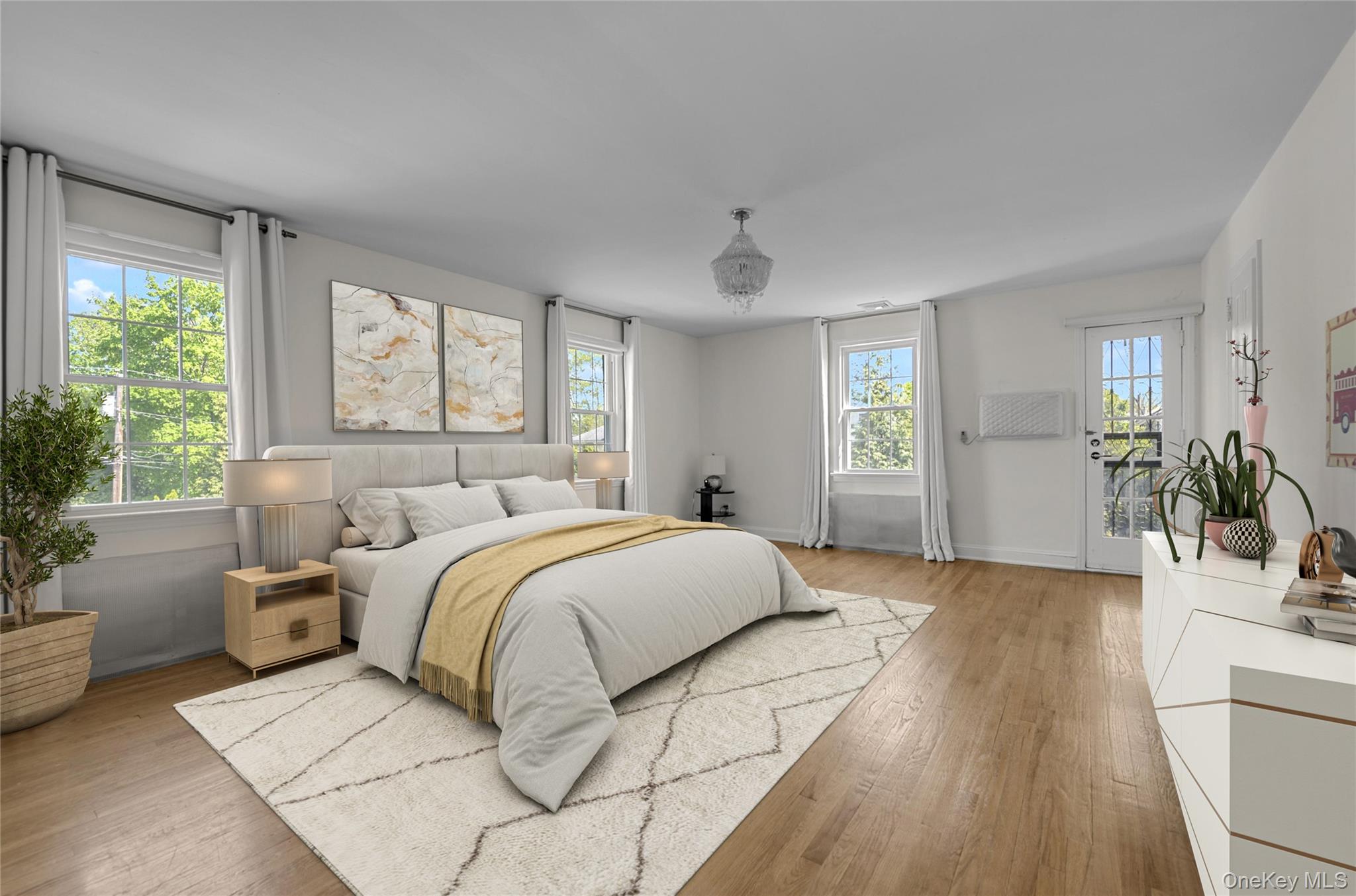 13 Arbor Place, Glen Cove, NY 11542