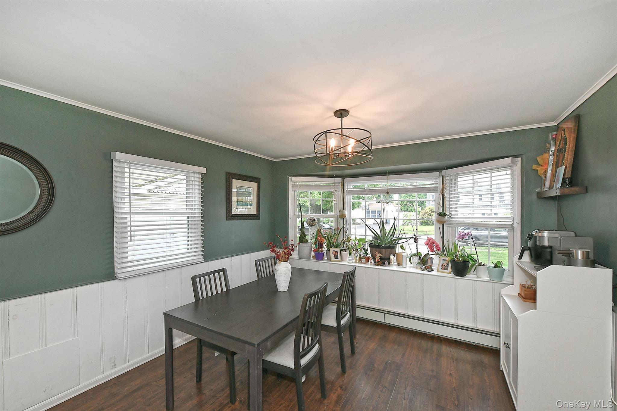 133 Spring Lane, Levittown, NY 11756