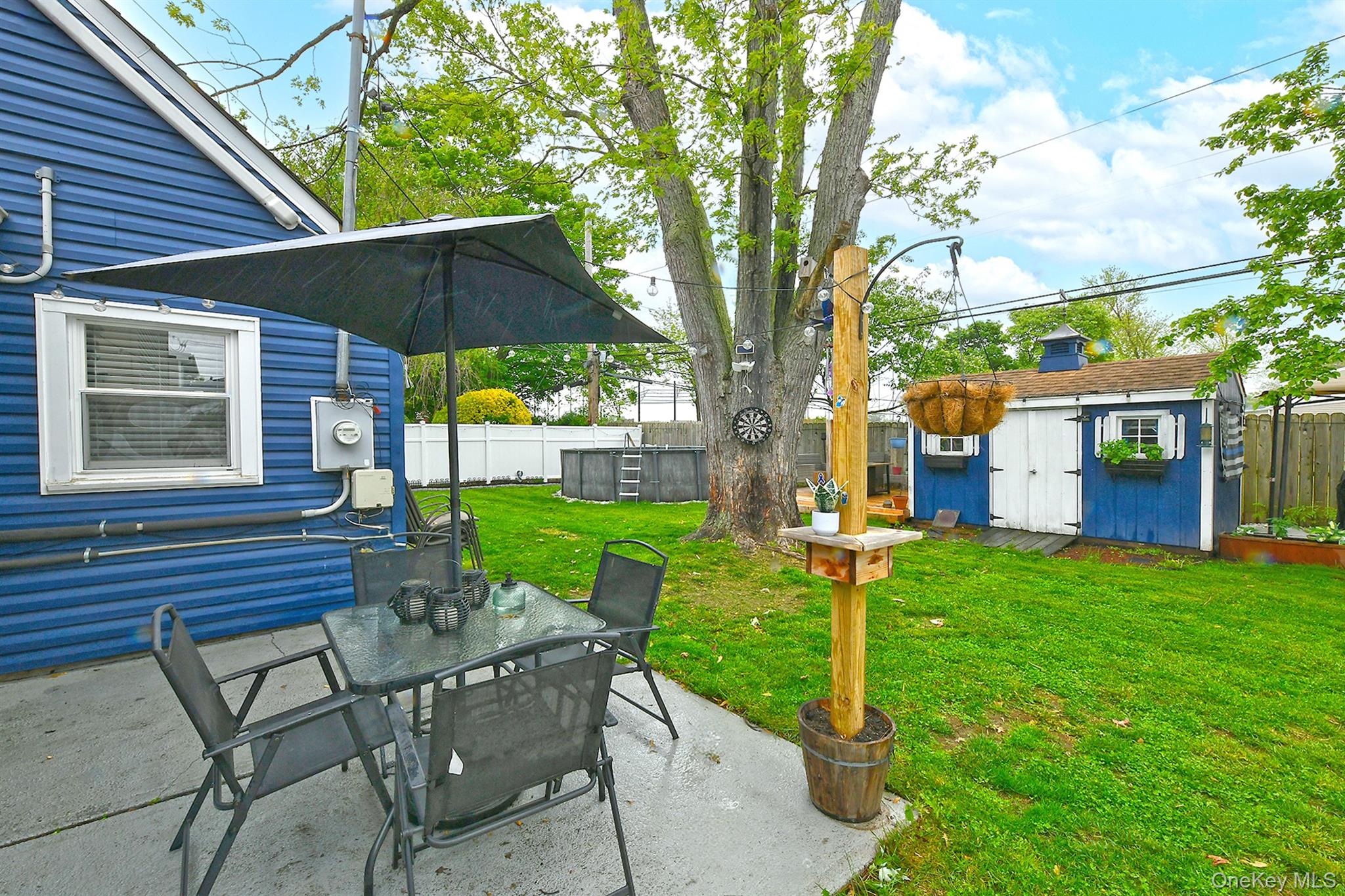 133 Spring Lane, Levittown, NY 11756