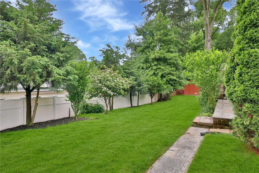 6 Fairmont Avenue, Pearl River, NY 10965