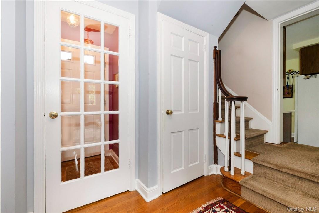 6 Fairmont Avenue, Pearl River, NY 10965