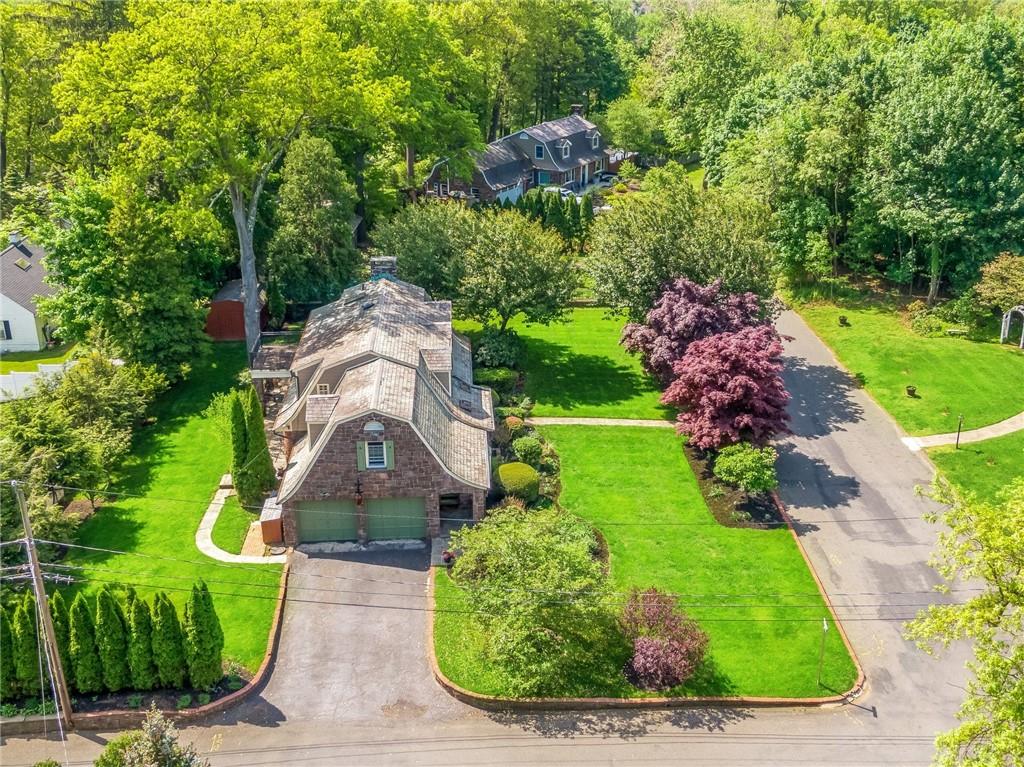 6 Fairmont Avenue, Pearl River, NY 10965