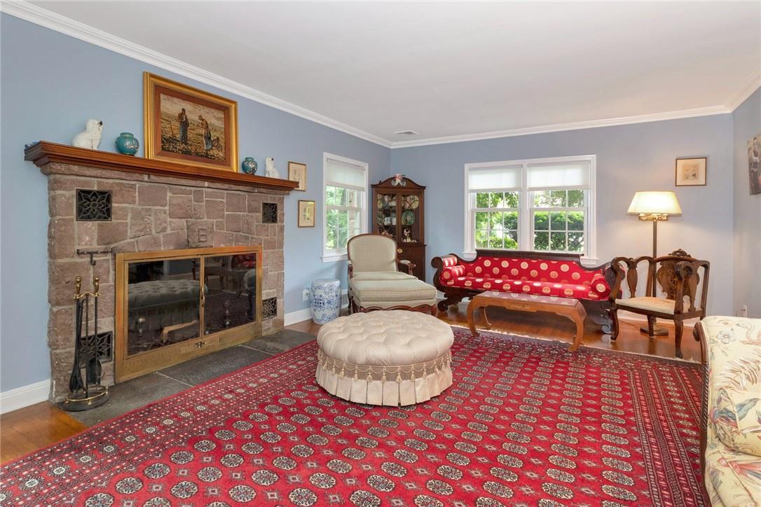 6 Fairmont Avenue, Pearl River, NY 10965