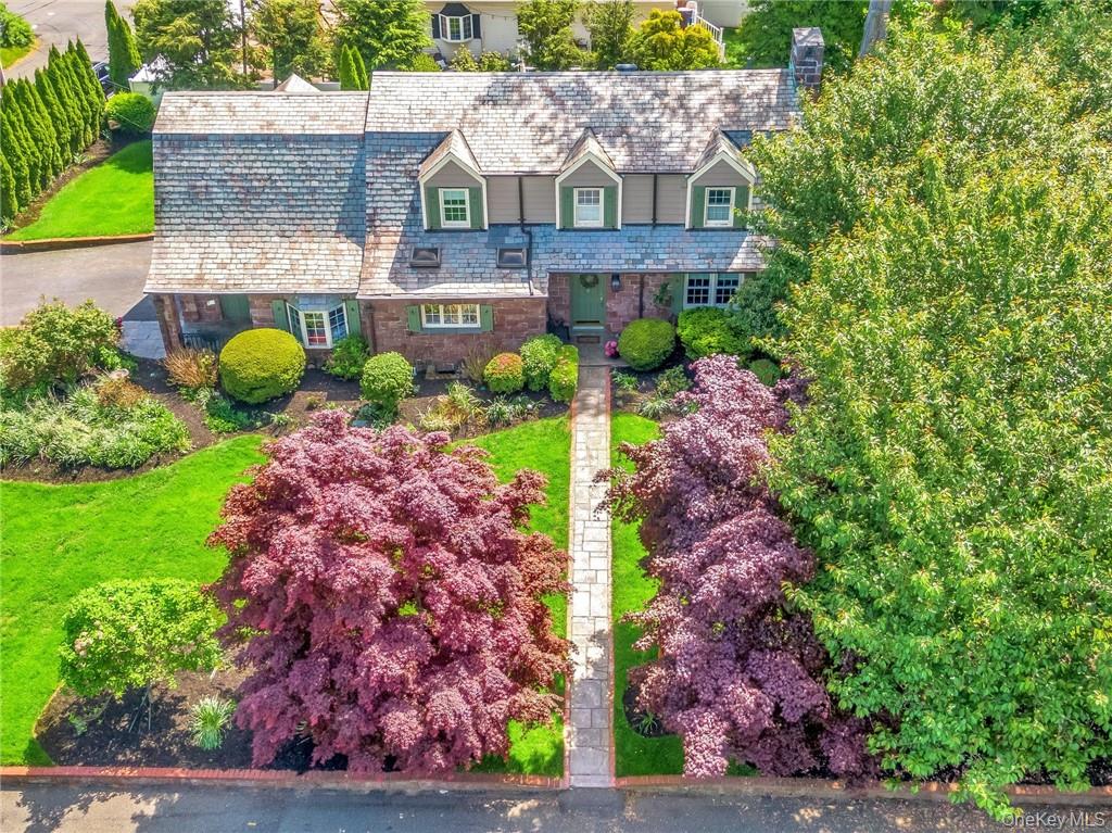 6 Fairmont Avenue, Pearl River, NY 10965