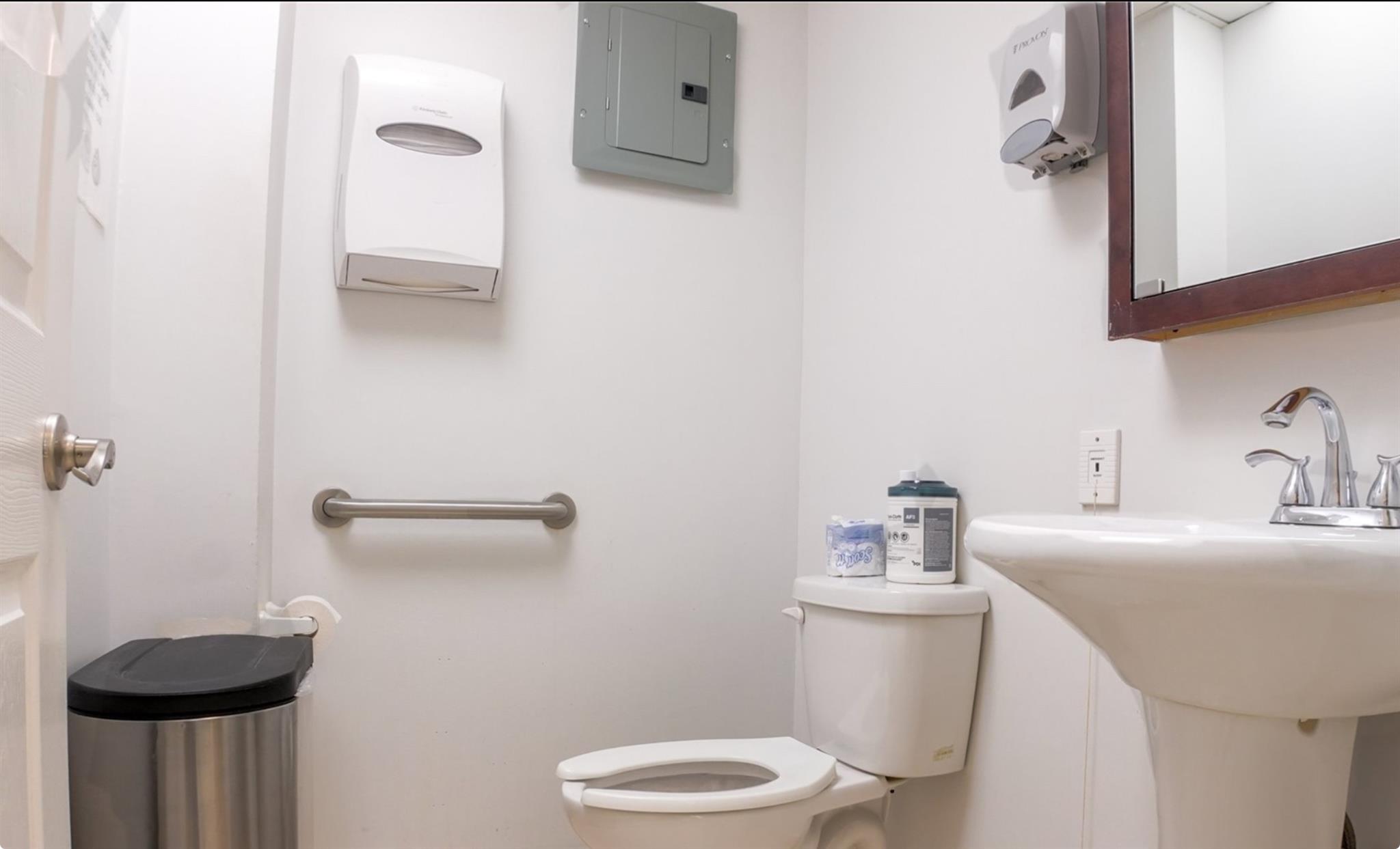 87-08 Justice Avenue # CE, Elmhurst, NY 11373