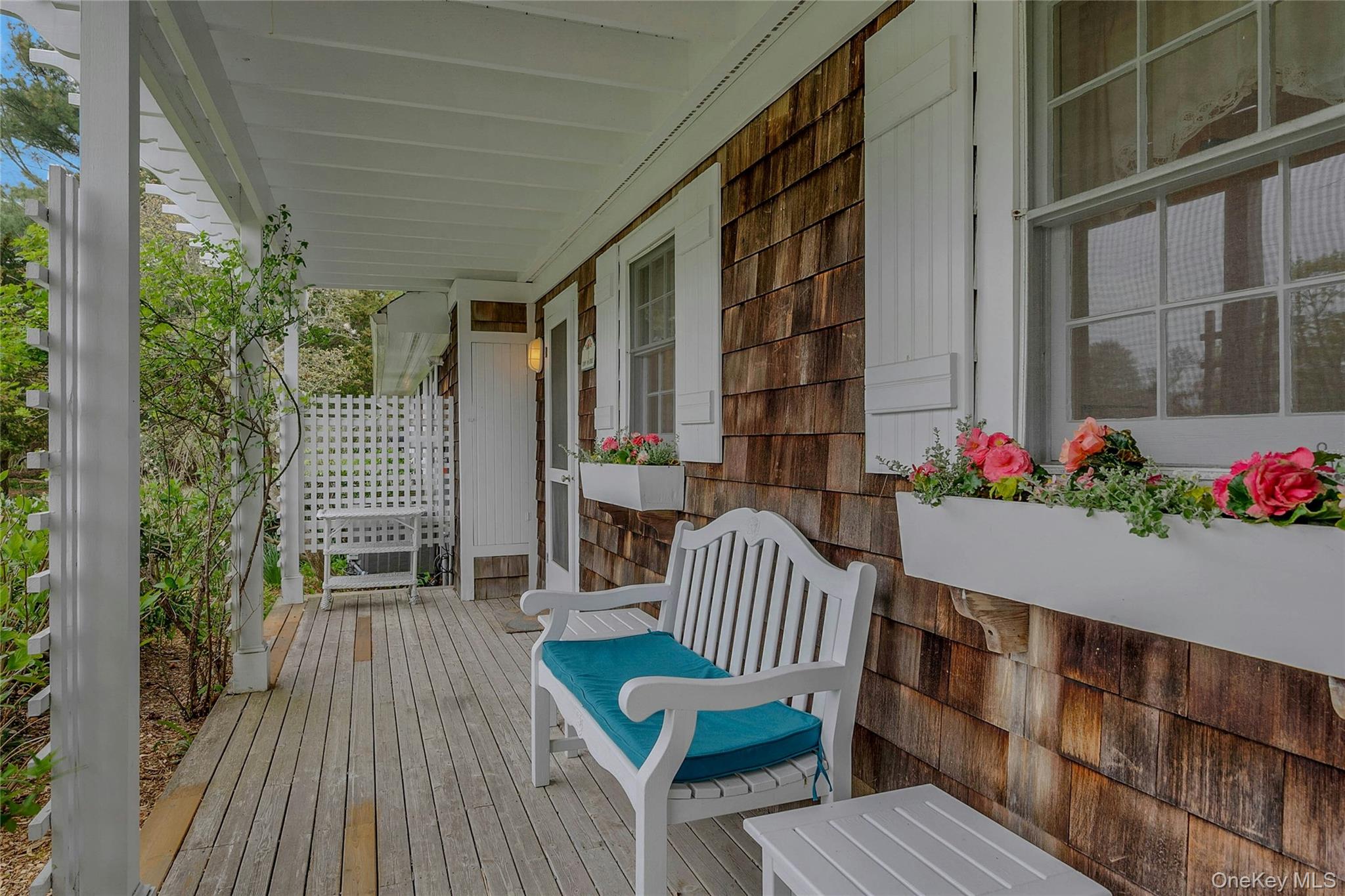 5A/5B Jessup Lane, Quogue, NY 11959