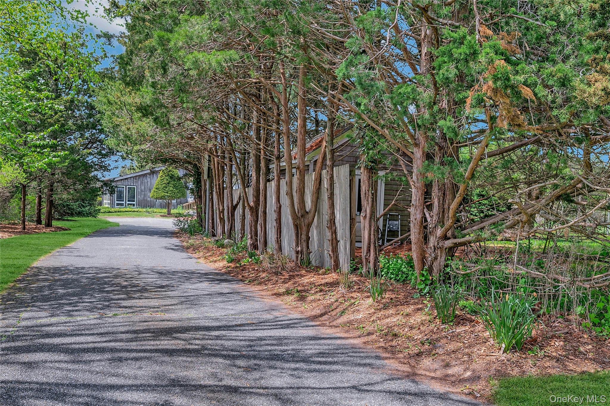 5A/5B Jessup Lane, Quogue, NY 11959