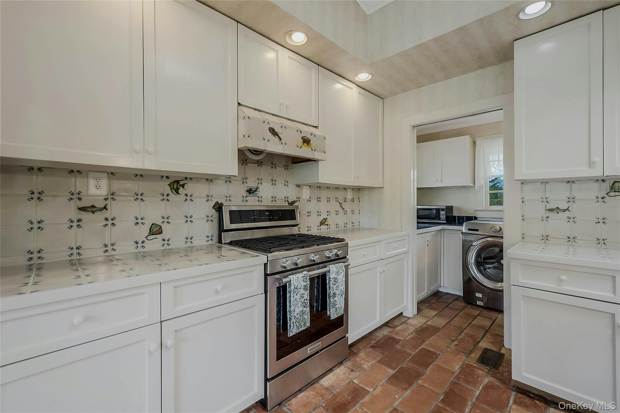 5A/5B Jessup Lane, Quogue, NY 11959