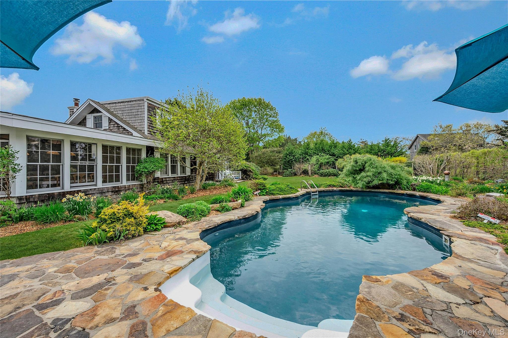 5A/5B Jessup Lane, Quogue, NY 11959