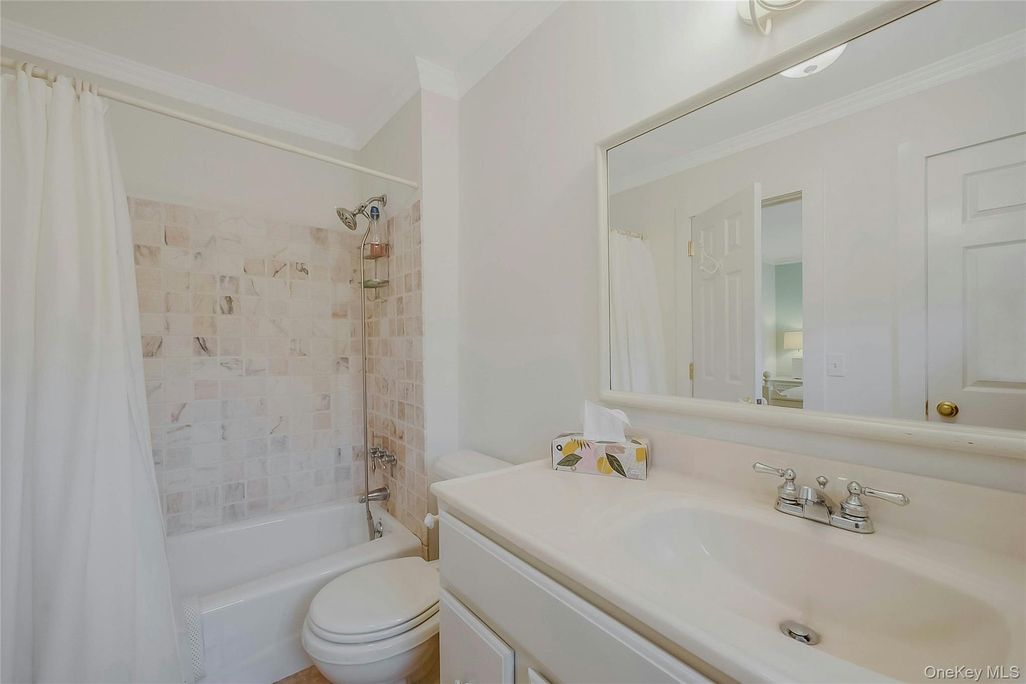 5A/5B Jessup Lane, Quogue, NY 11959