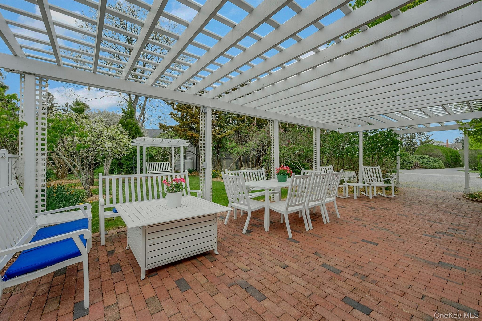 5A/5B Jessup Lane, Quogue, NY 11959