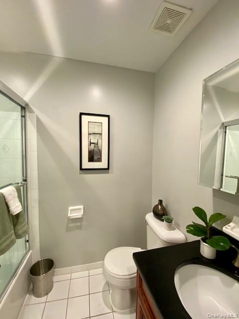 140 Lake Pointe Drive # 140, Middle Island, NY 11953