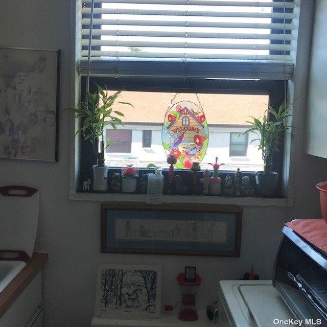 68-58 136 Street # B, Flushing, NY 11367