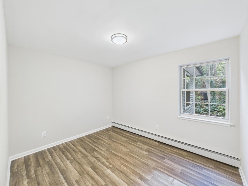 349 E Main Street, Centerport, NY 11721