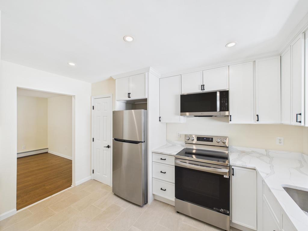 349 E Main Street, Centerport, NY 11721