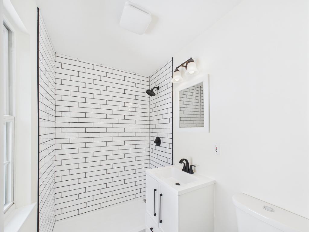 349 E Main Street, Centerport, NY 11721