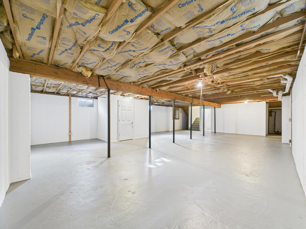 349 E Main Street, Centerport, NY 11721