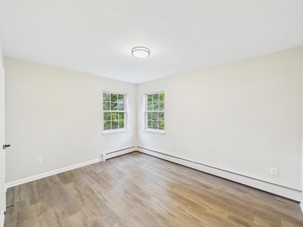 349 E Main Street, Centerport, NY 11721