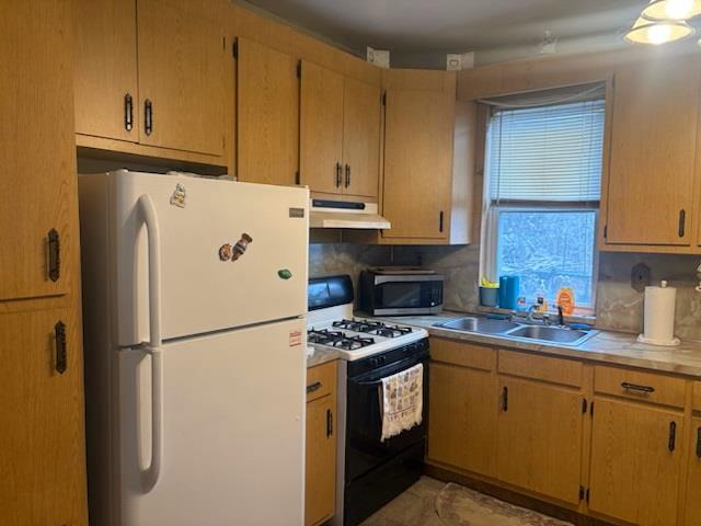 104-12 38th Avenue, Flushing, NY 11368
