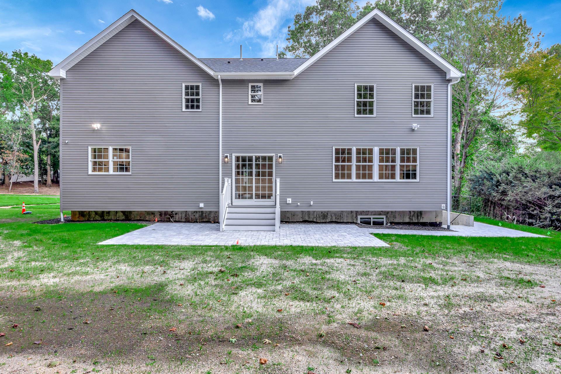 223 Townline Road, Commack, NY 11725