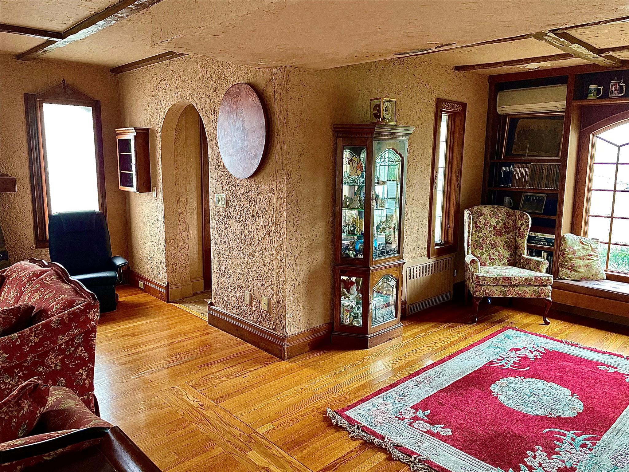 59 Sunset Road, Bay Shore, NY 11706