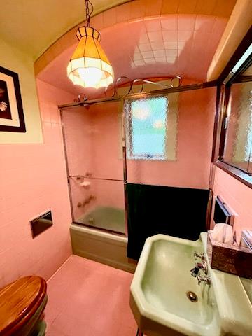 59 Sunset Road, Bay Shore, NY 11706