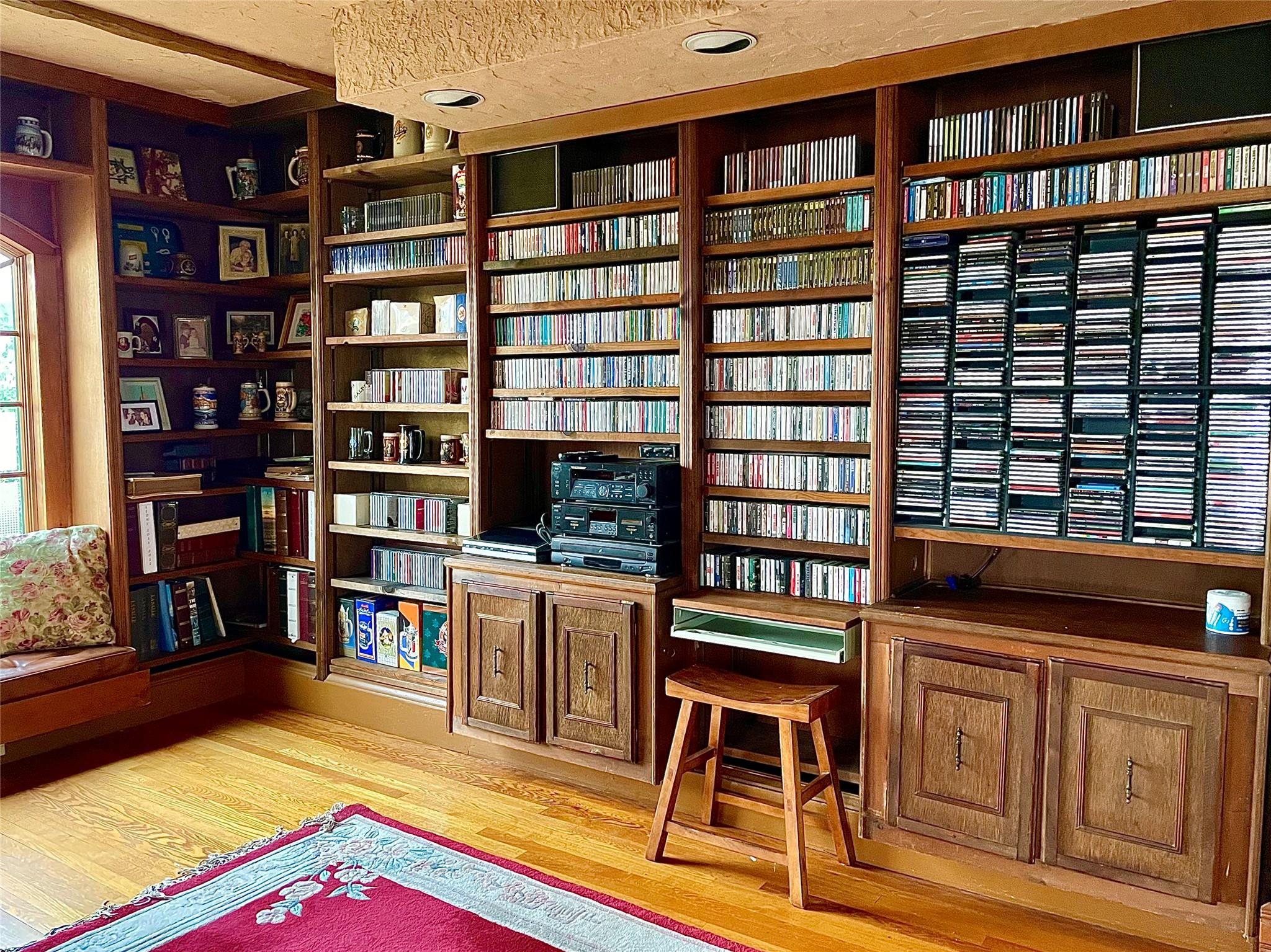 59 Sunset Road, Bay Shore, NY 11706