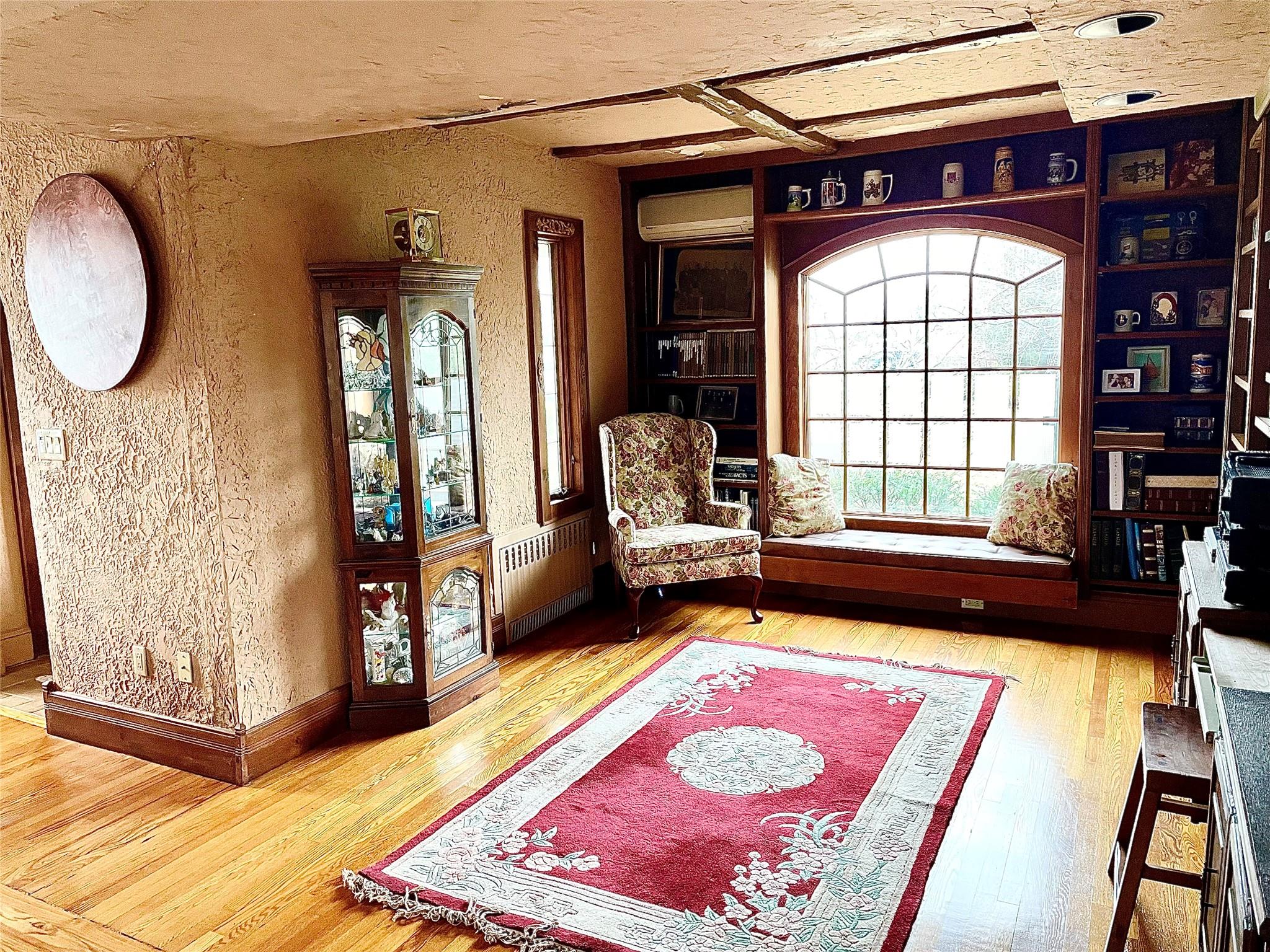 59 Sunset Road, Bay Shore, NY 11706