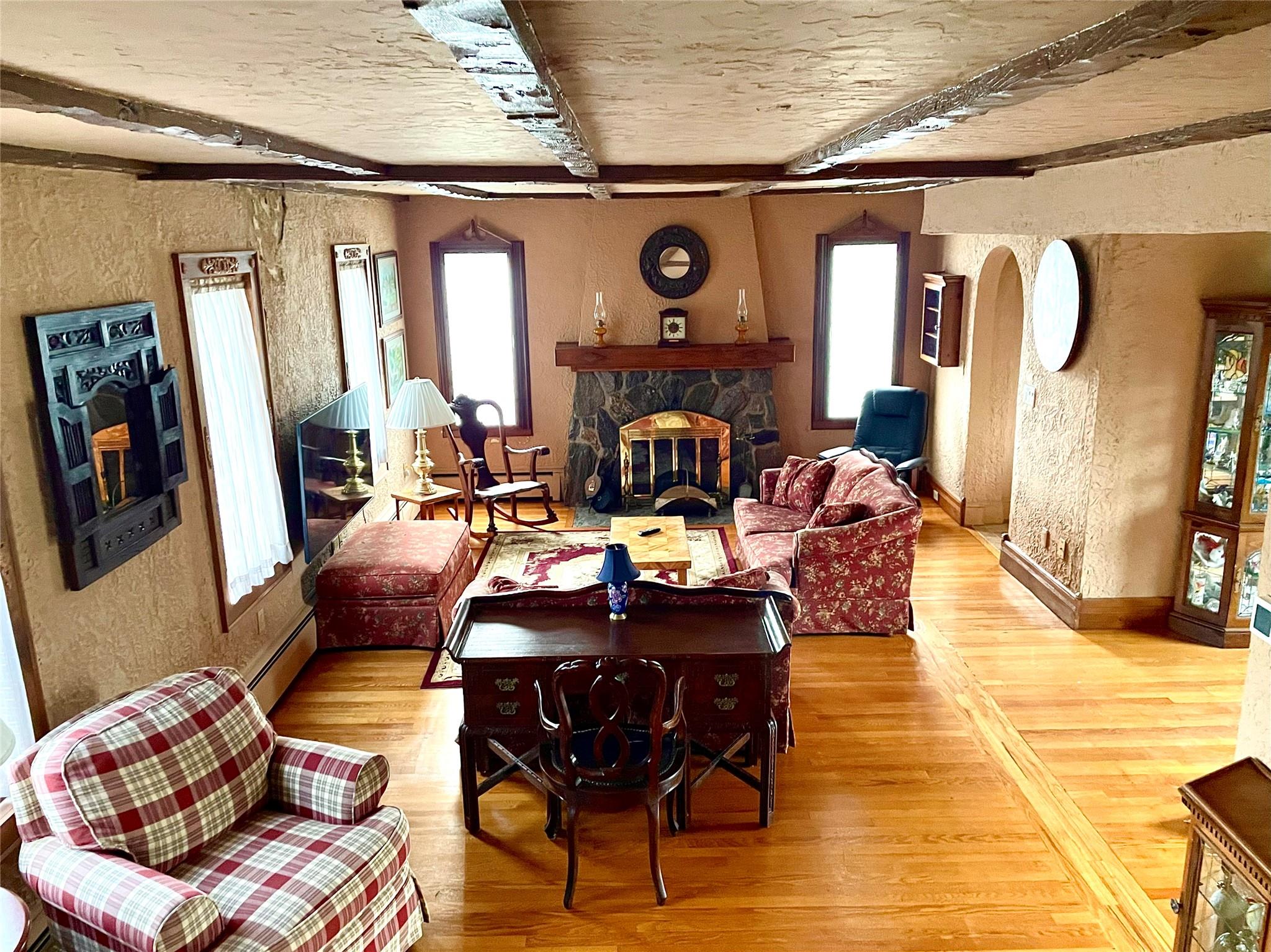 59 Sunset Road, Bay Shore, NY 11706