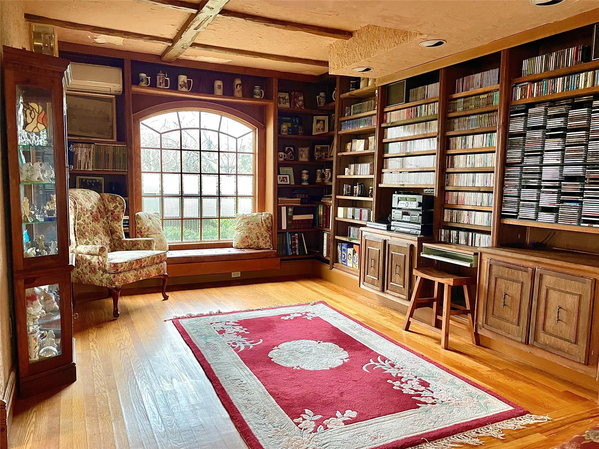 59 Sunset Road, Bay Shore, NY 11706