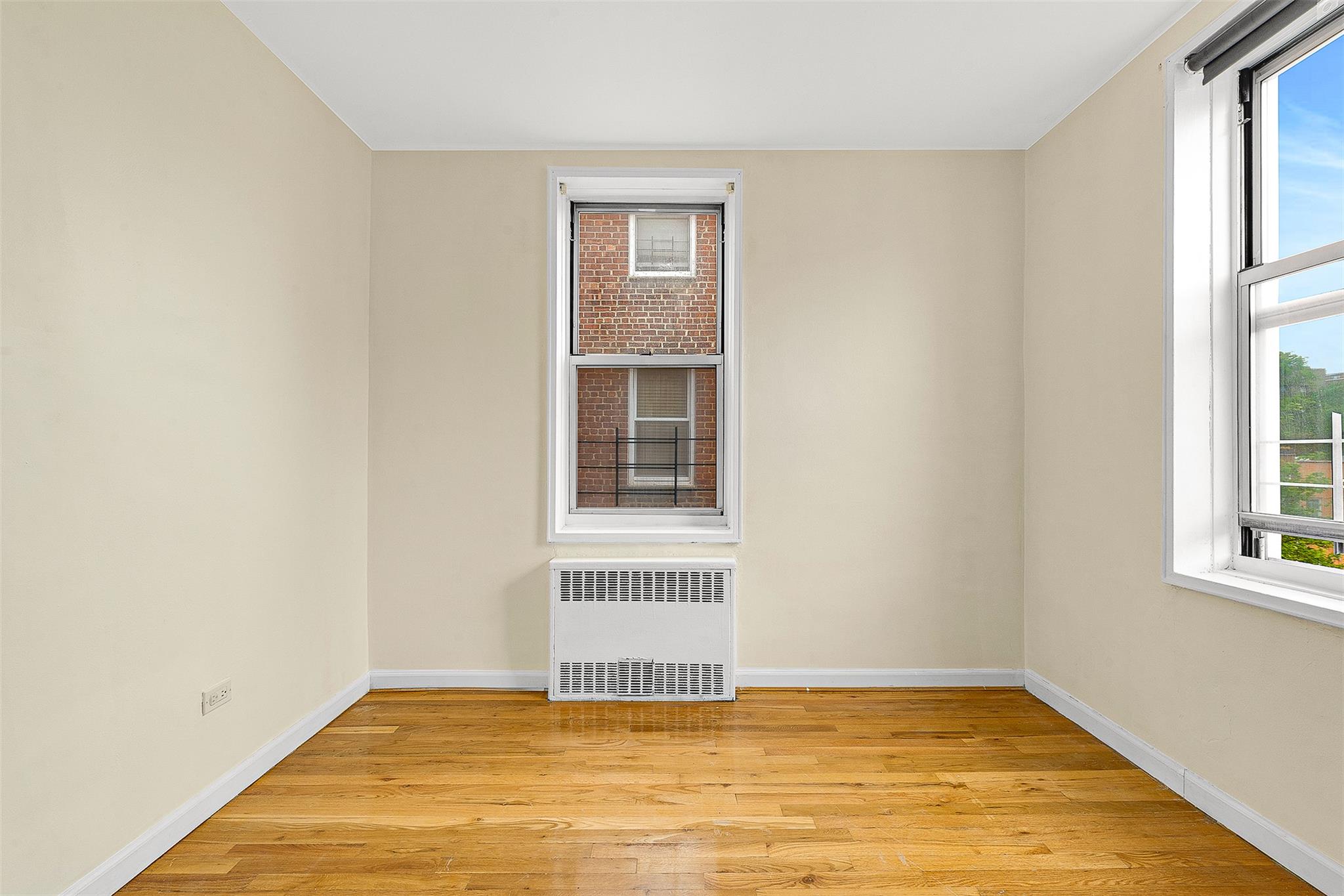 67-30 Clyde Street # 6W, Forest Hills, NY 11375