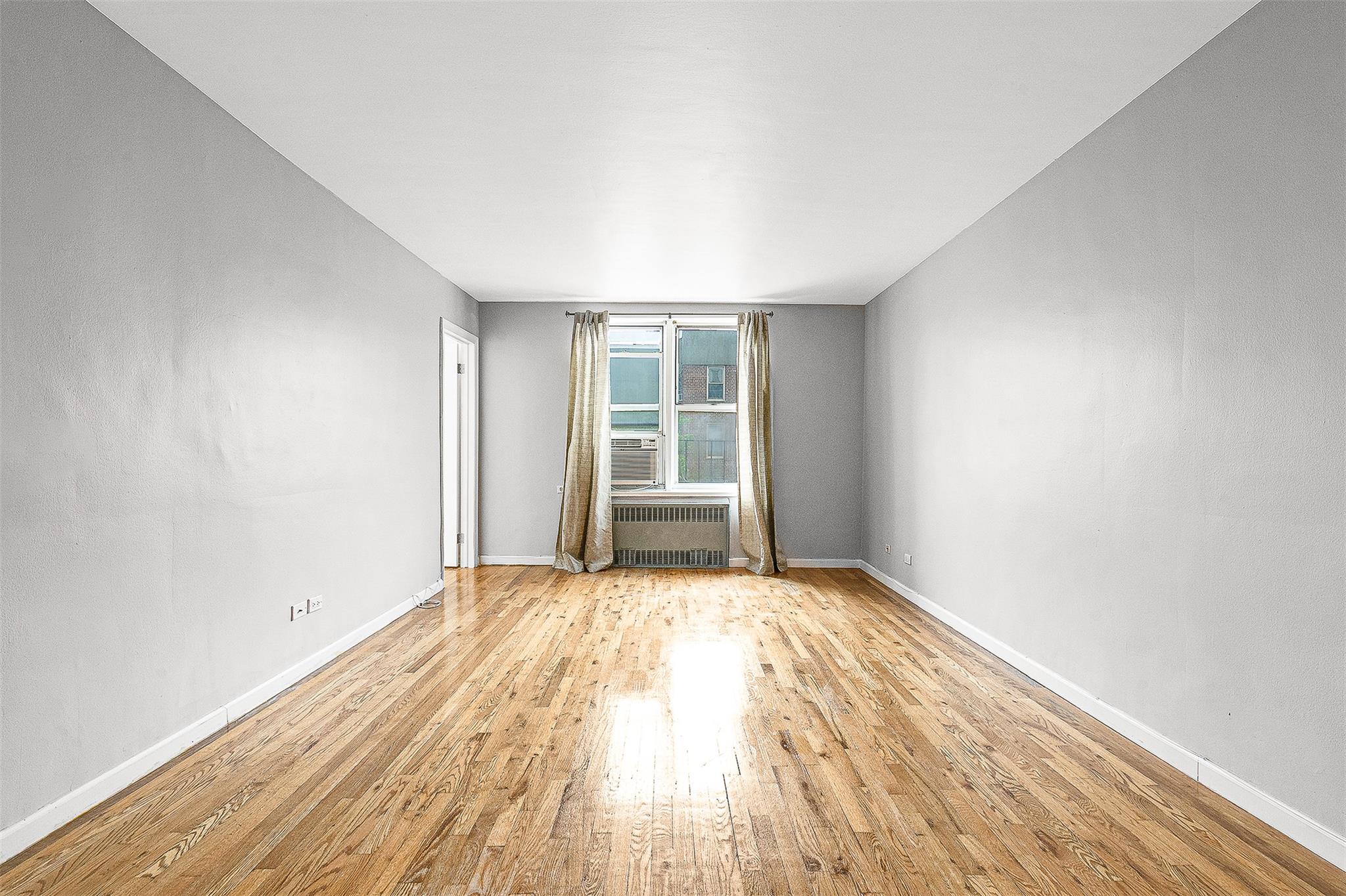 67-30 Clyde Street # 6W, Forest Hills, NY 11375