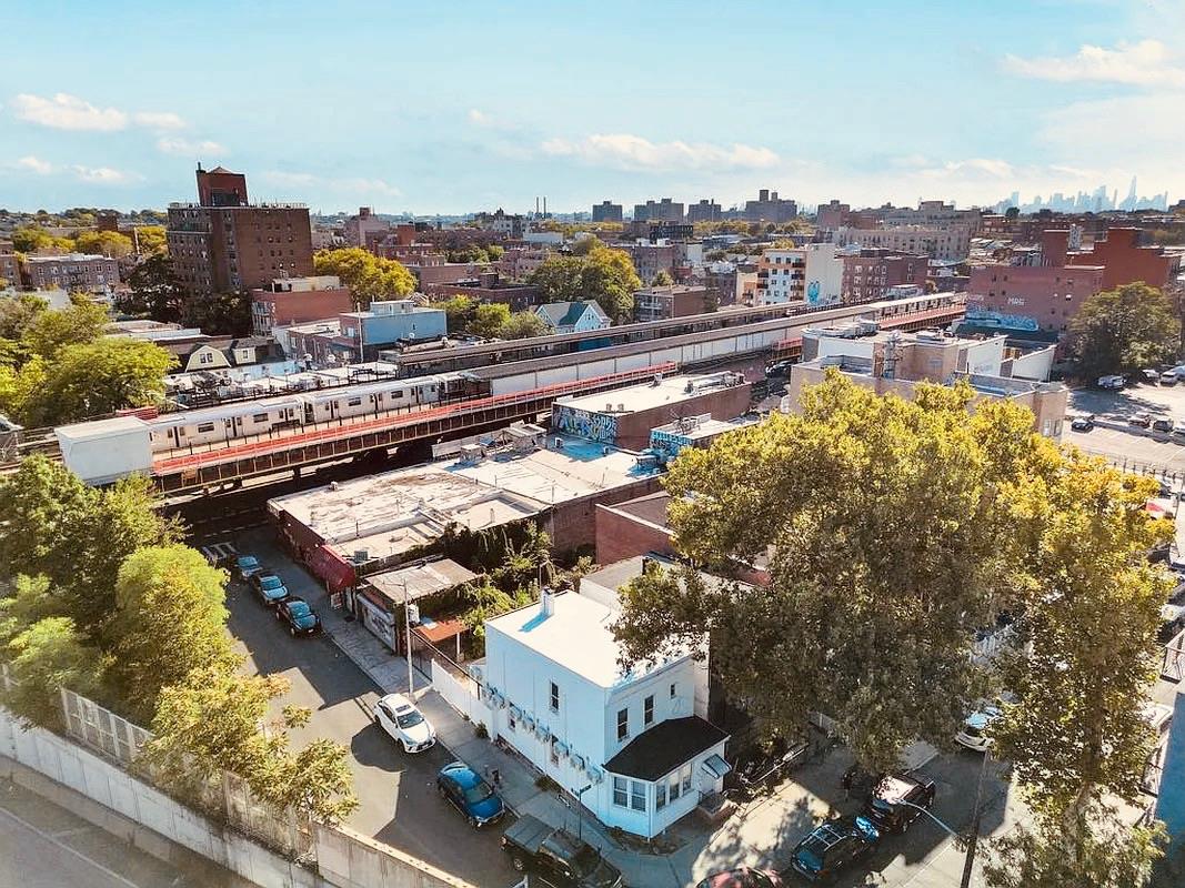 69-22 38 Avenue, Woodside, NY 11377