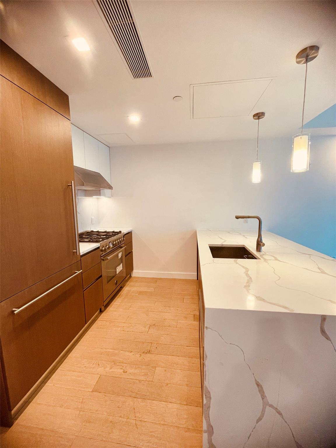 134-37 35th Avenue # 8E, Flushing, NY 11354