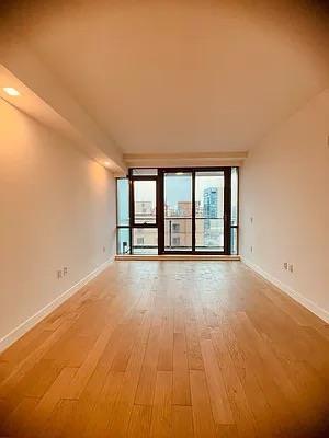134-37 35th Avenue # 8G, Flushing, NY 11354