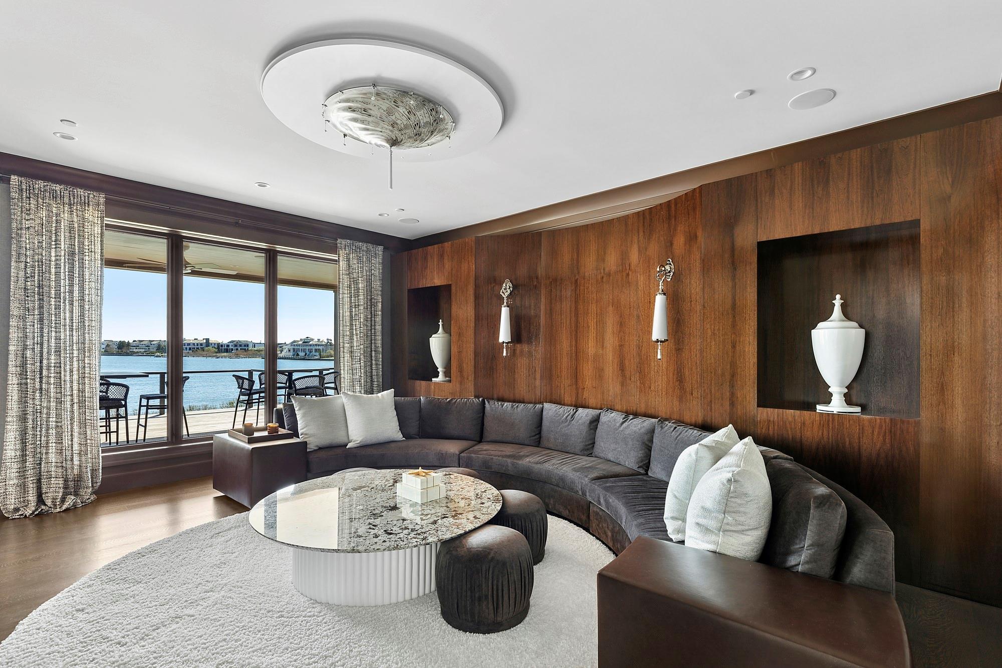 34 Westbridge Road, Westhampton Beach, NY 11978