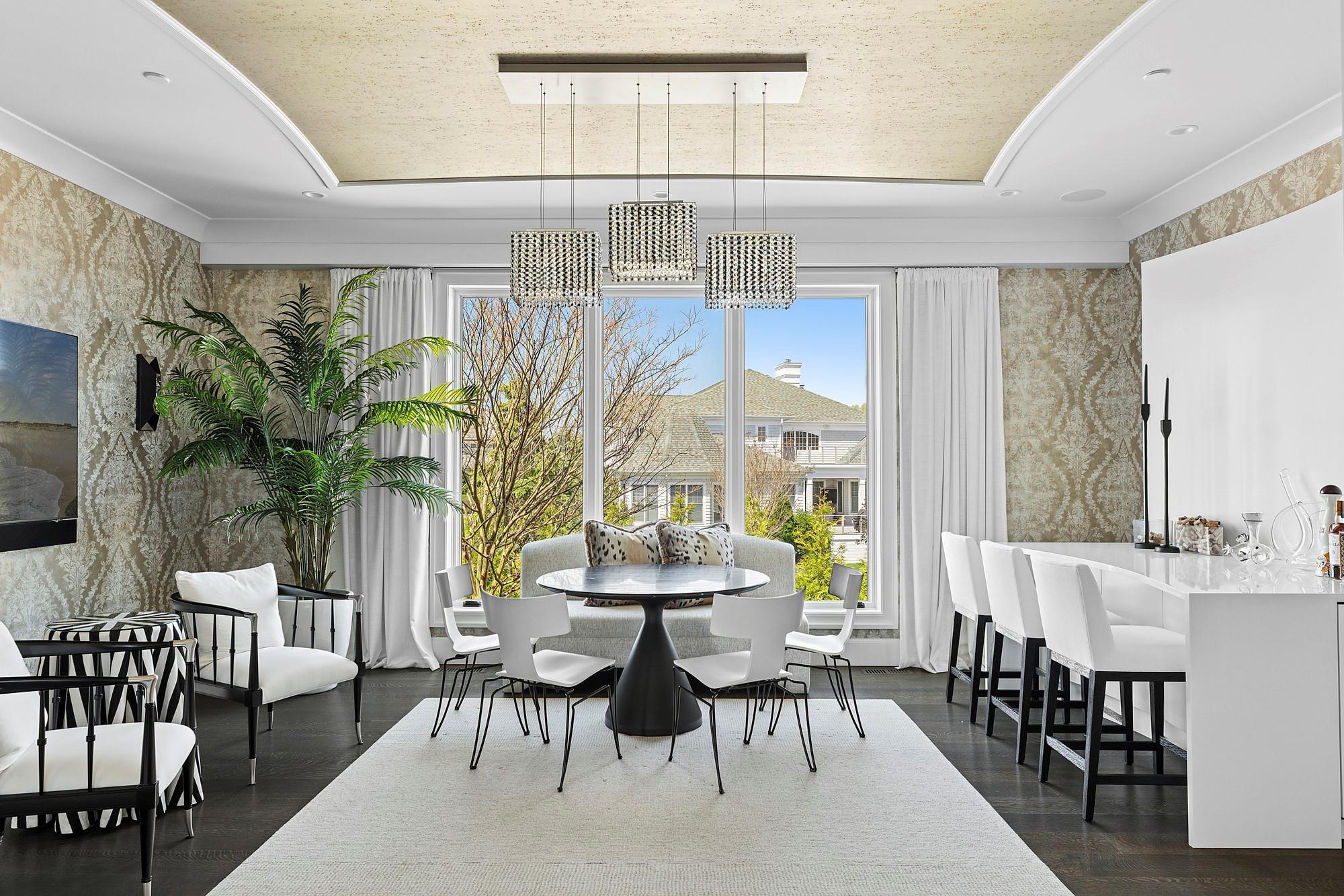 34 Westbridge Road, Westhampton Beach, NY 11978