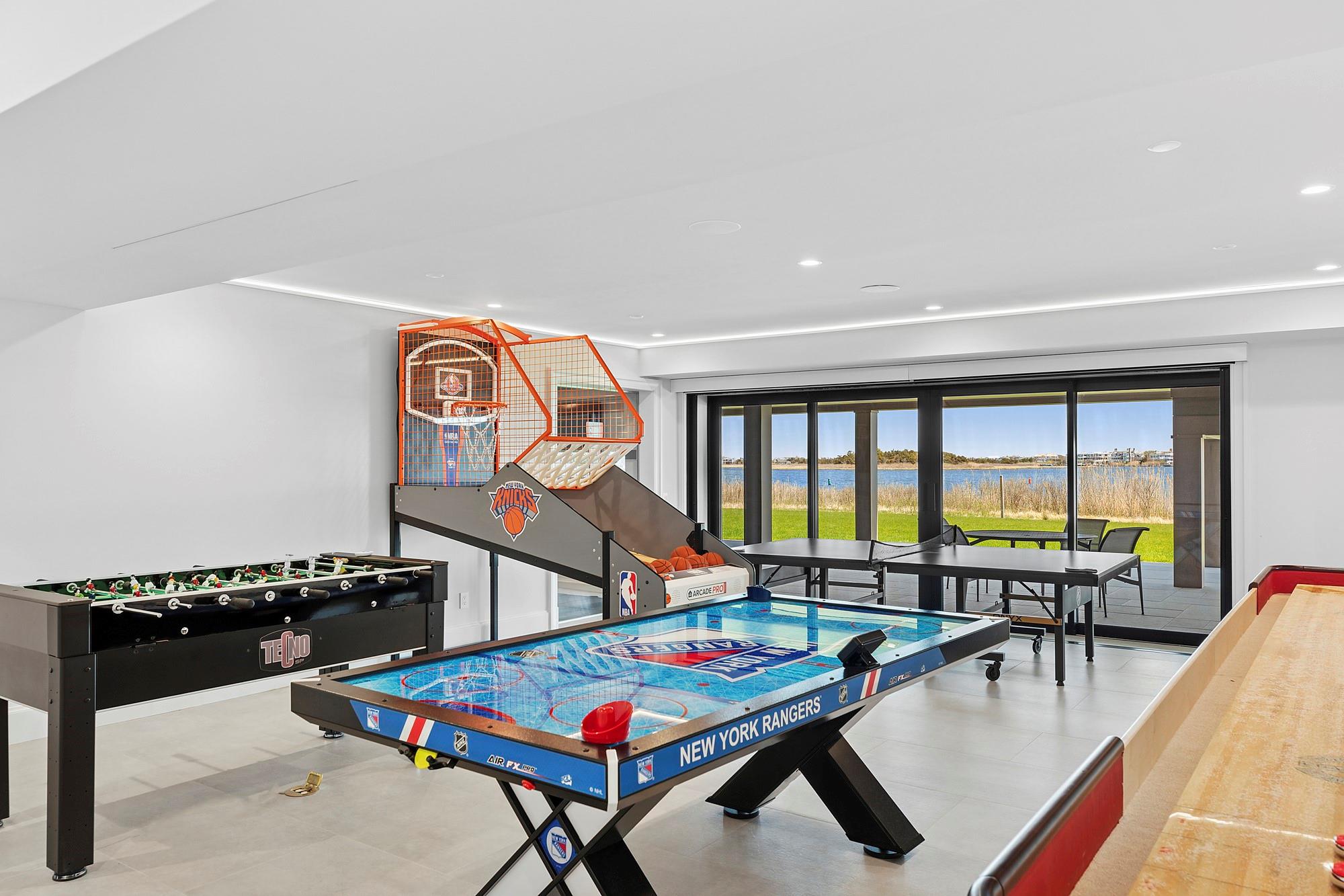 34 Westbridge Road, Westhampton Beach, NY 11978