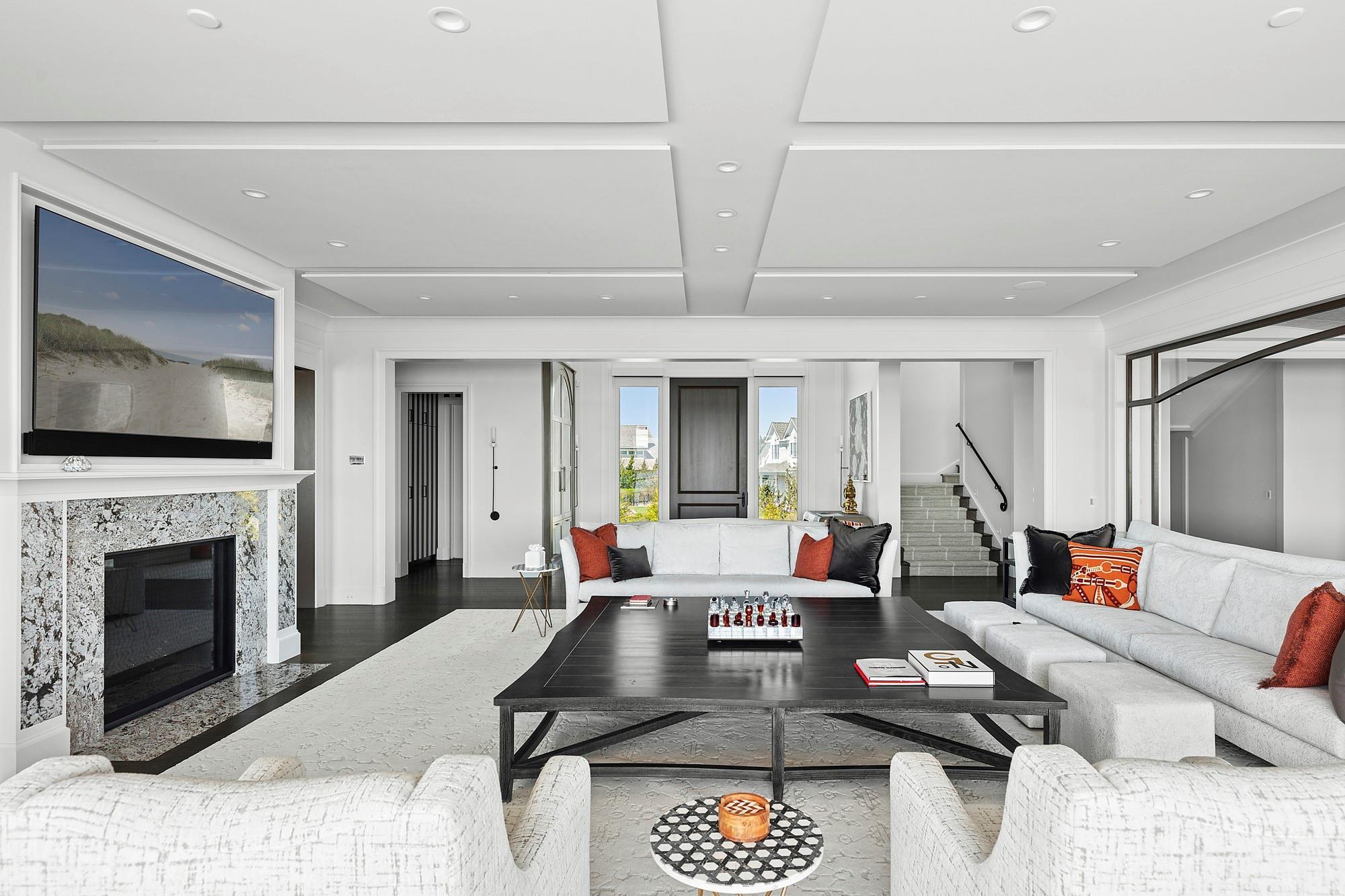 34 Westbridge Road, Westhampton Beach, NY 11978